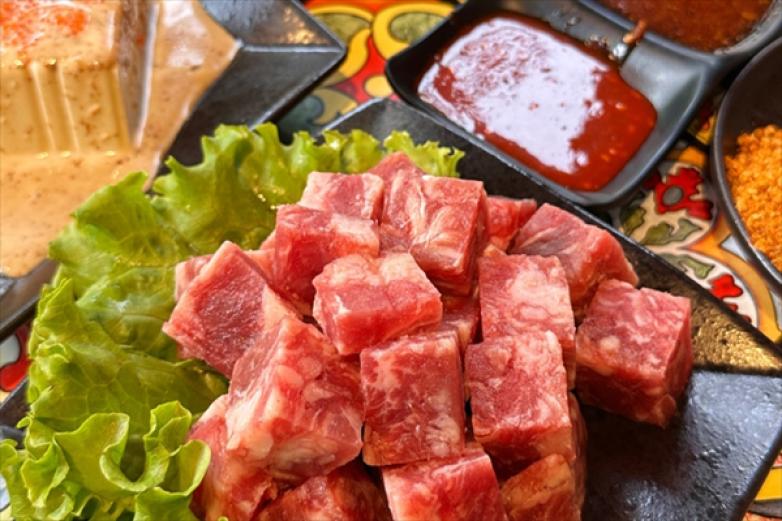 越叹芽庄瓦片烤肉加盟