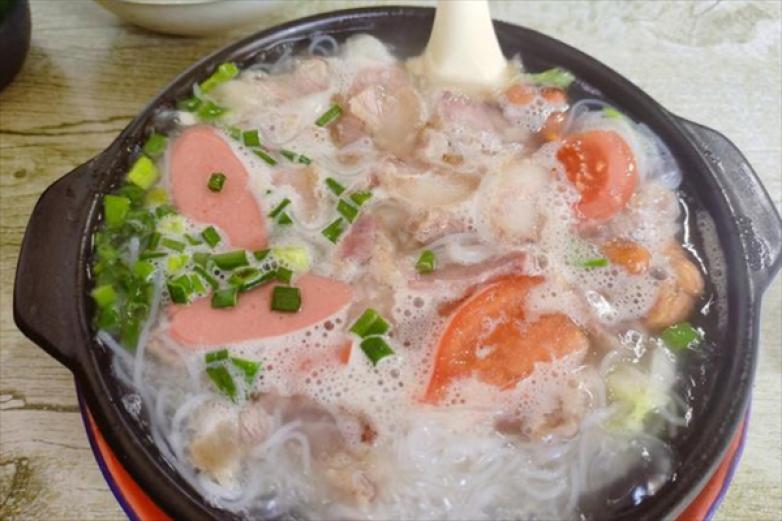 香溢桥过桥米线加盟