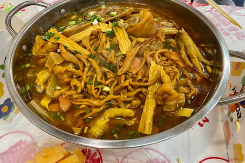 鸭噗鸭噗火锅加盟