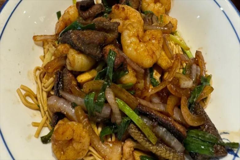 快跑鱼小乐烤鱼捞饭加盟