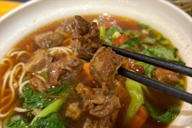 坤食汇牛肉面加盟