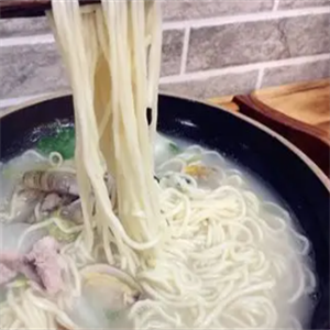 老闫家手工绿菜面