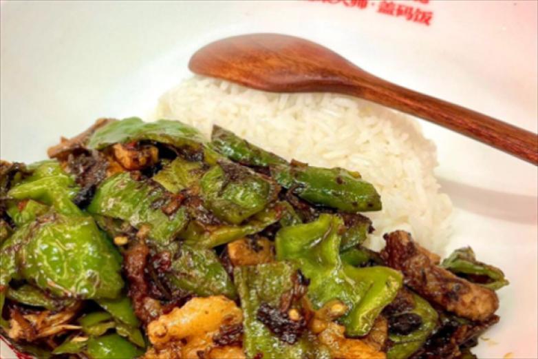 鲁U饭加盟