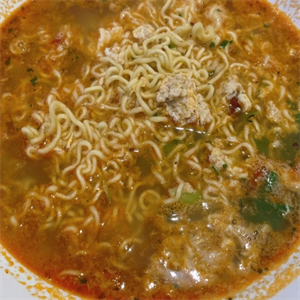 毓锦宜百味泡面食堂