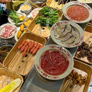 旋转火锅店