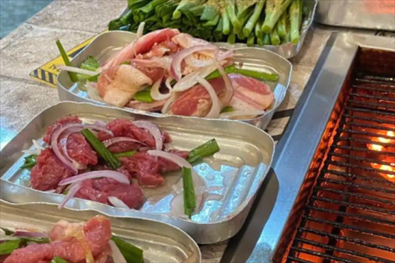 饭点点饭烤肉拌饭加盟
