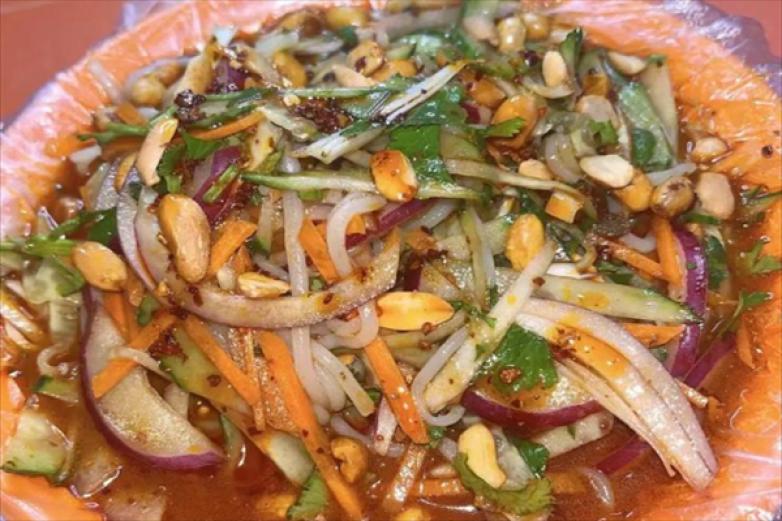 辛食尚麻辣烫加盟