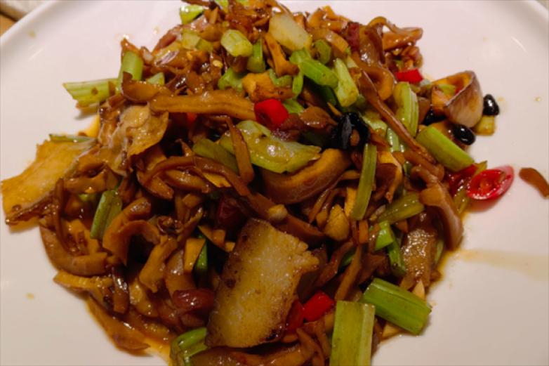 饭點点饭烤肉拌饭加盟