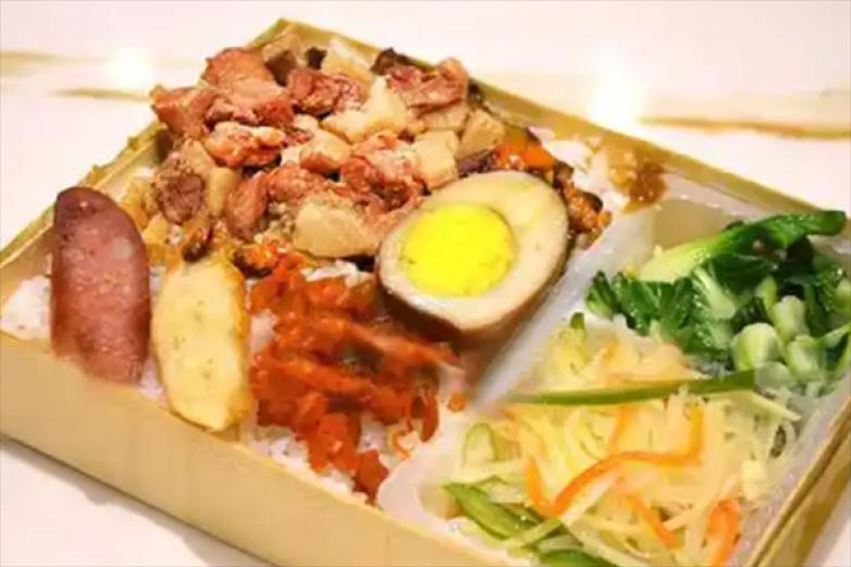 维优紫砂煲拌饭加盟