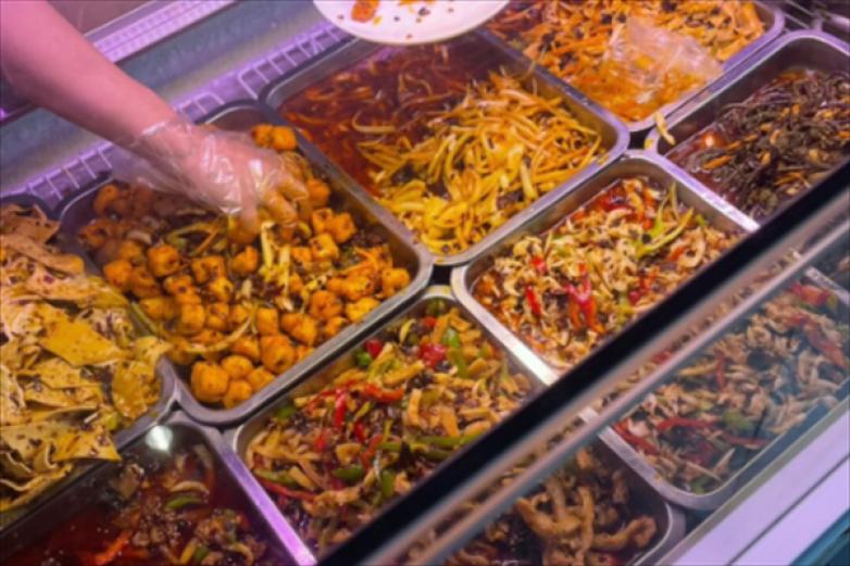 二姑石锅拌饭加盟