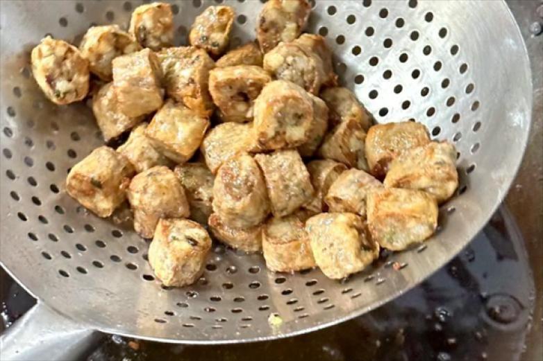 鼎尚精致餐饮加盟