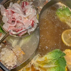 湘域一郎田鸡火锅