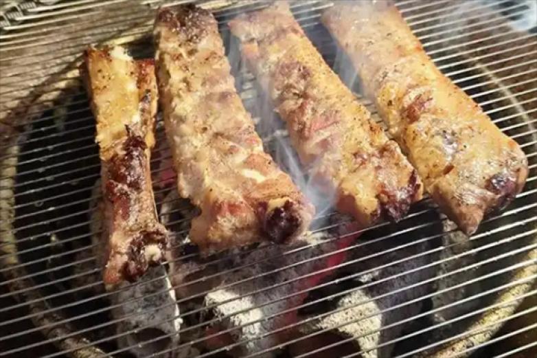 巴士烤肉加盟
