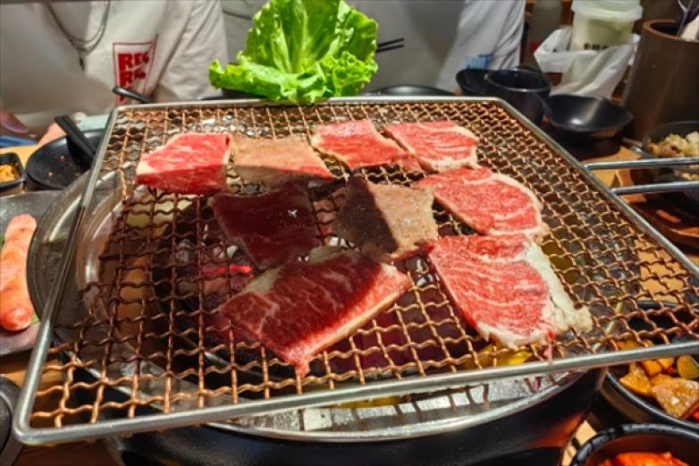 比爾自助烤肉加盟