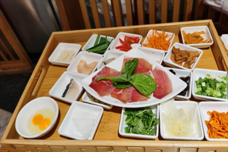 云丝味土鸡米线加盟
