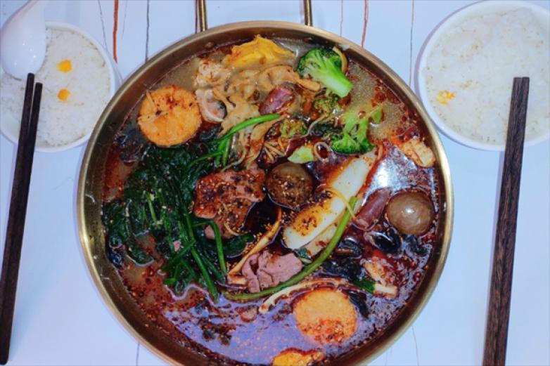 丁记牛肉板面加盟