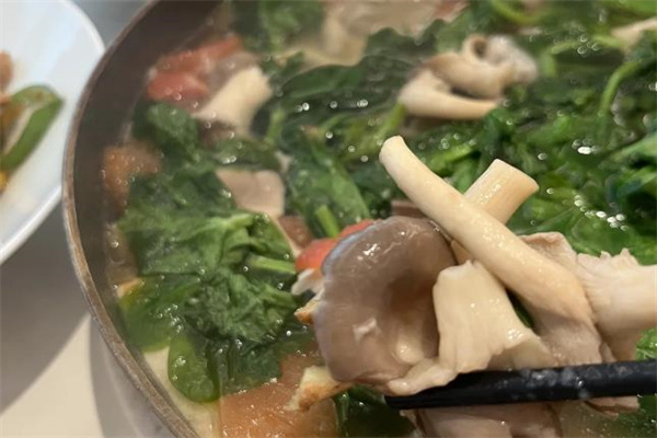 天颐隆火锅店