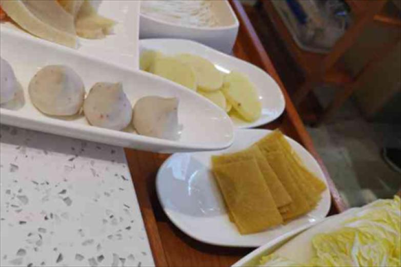 缘味串串香加盟