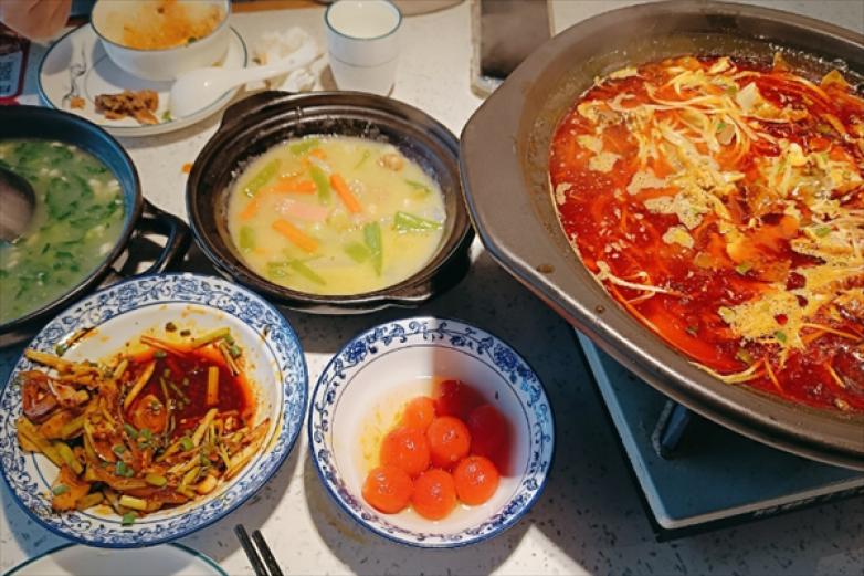 润林四季椰子鸡加盟