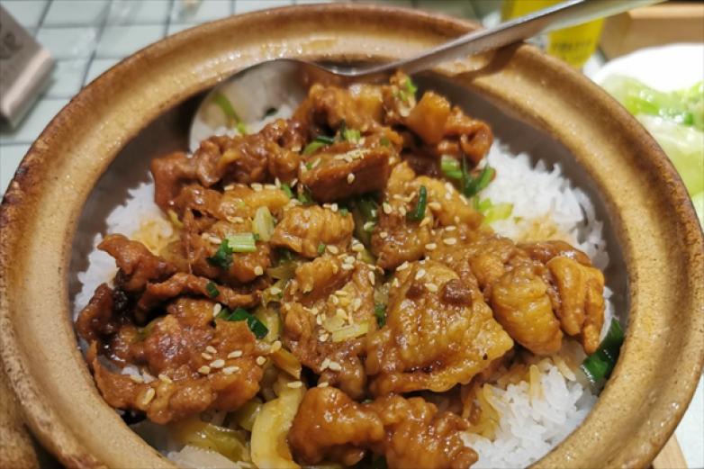 石锅煲仔饭加盟