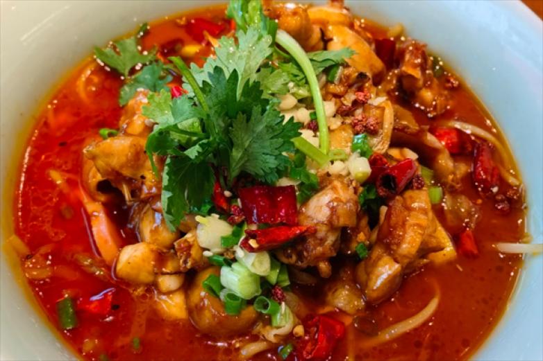 苗家煲仔饭加盟