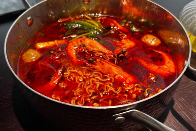 翘壳麻辣烫加盟