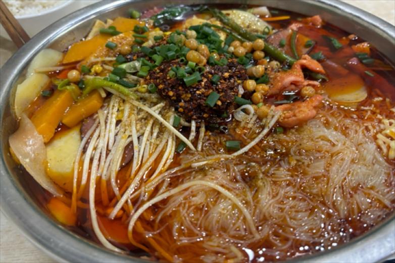 卡咪辣牛骨麻辣烫加盟