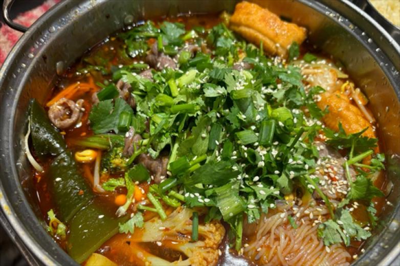 真萌麻辣烫加盟