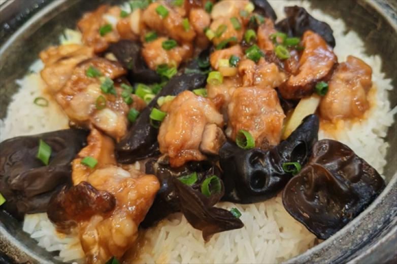 宴香奇黄焖鸡米饭加盟