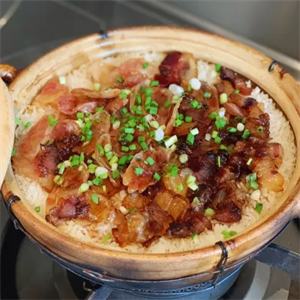 湖小美煲仔饭