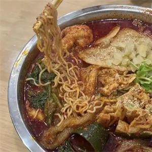 她他煮拌麻辣烫