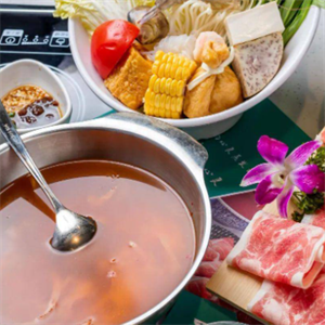 聚百味自助小火锅